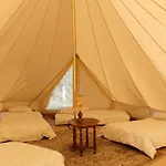 キャンプ場 Aparra Surfcamp *