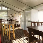 Aparra Surfcamp *