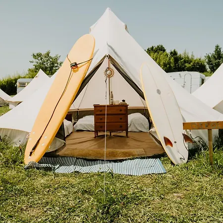 Aparra Surfcamp Campsite *
